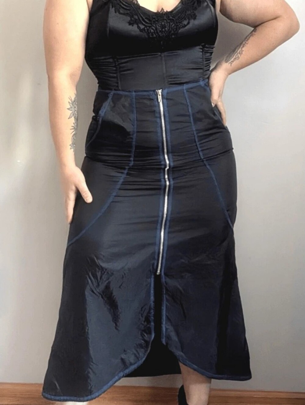 1999 Morbid Threads 100% Nylon Black & Blue Zip Front Cybergoth Utility Skirt XL